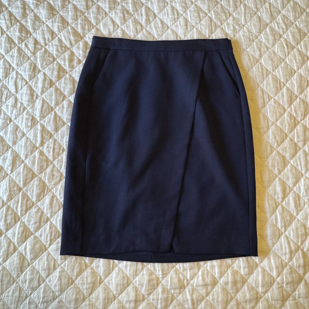 Elegant Navy Women's Skirt